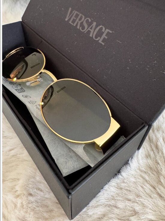 VERSACE NEW Black and Gold Sunglasses Full Set with Box VE2299 main image 6